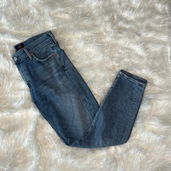 Citizens of Humanity Rocket Crop High Rise Skinny Distressed Denim Size 29 CB 56 - Picture 3 of 12